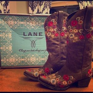 Lane Cowboy boots. Size 7.5 never worn!
